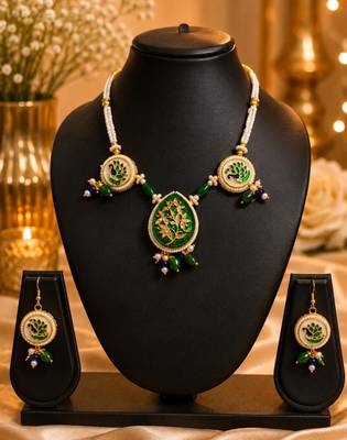 Emerald mayuri pearl set 1