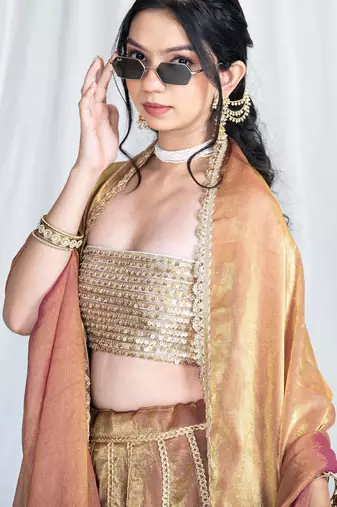 Tamba zardosi tube top