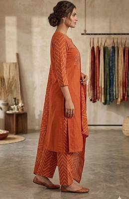Orange bandhani printed pure cotton straight kurta set with dupatta 3