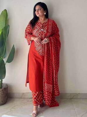 Red bandhani printed pure cotton straight kurta set with dupatta 3