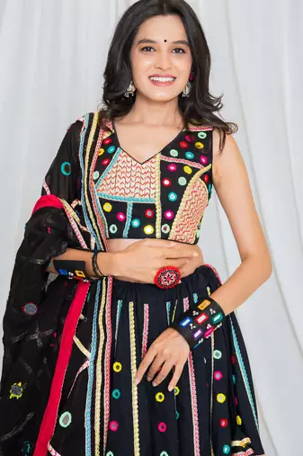 Shades of mirror - atrangi mirror top - black