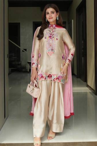 Cream satin kurta set with farshi pants & georgette dupatta