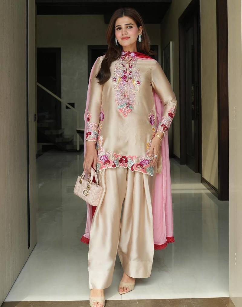 Cream satin kurta set with farshi pants & georgette dupatta