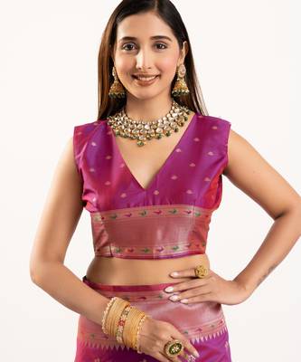 Magenta soft banarasi silk zari woven paithani saree with blouse 2