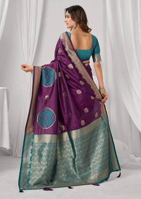 Women's wine soft silk zari woven saree with blouse 5