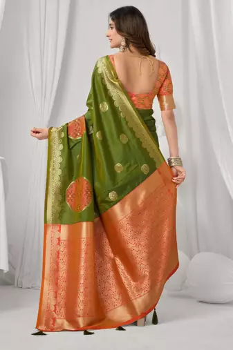 Women's green soft silk zari woven saree with blouse