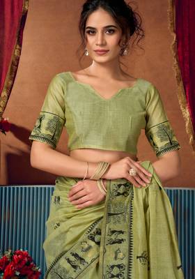 Women's green modal zari woven saree with blouse 4