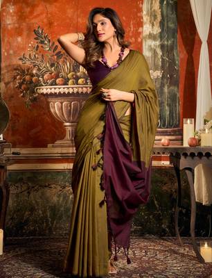 Women's mehendi cotton contrast pallu saree with blouse 2