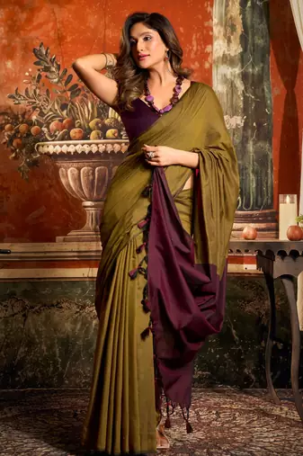 Women's mehendi cotton contrast pallu saree with blouse