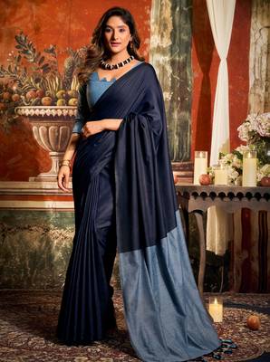 Women's navy blue cotton contrast pallu saree with blouse 1