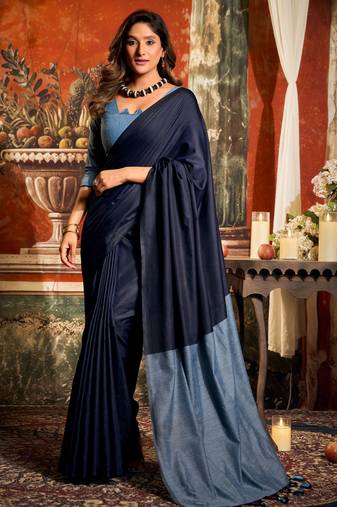 Women's navy blue cotton contrast pallu saree with blouse