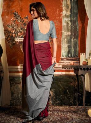Women's maroon cotton contrast pallu saree with blouse 5