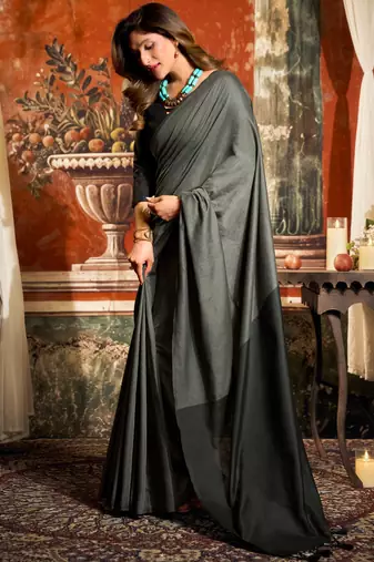 Women's dark grey cotton contrast pallu saree with blouse