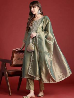 Ethnic Motifs Embroidered Sequinned Liva Republic Day Kurta With Trousers & Dupatta 1