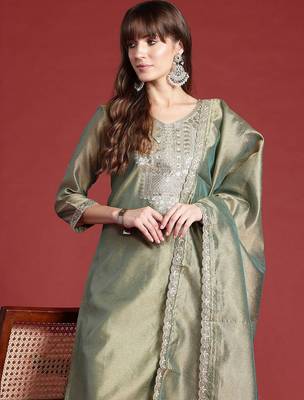 Ethnic Motifs Embroidered Sequinned Liva Republic Day Kurta With Trousers & Dupatta 5