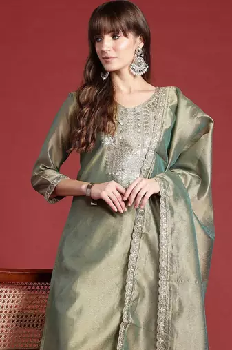 Ethnic Motifs Embroidered Sequinned Liva Republic Day Kurta With Trousers & Dupatta