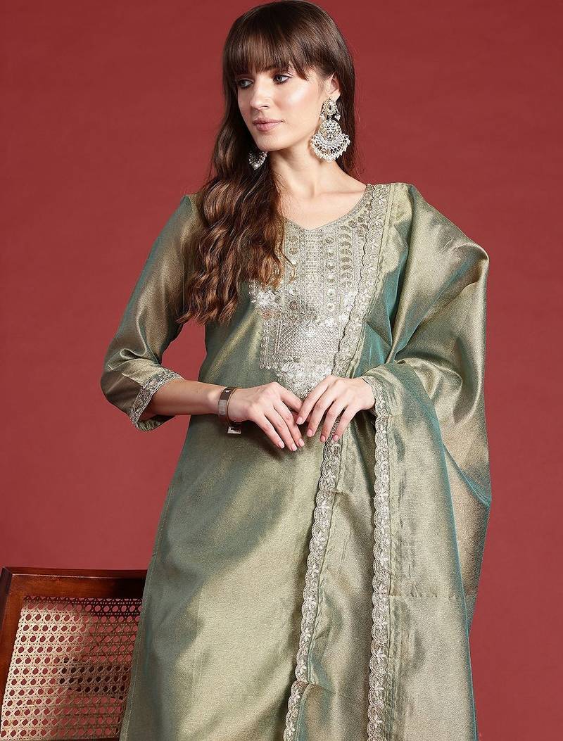 Ethnic Motifs Embroidered Sequinned Liva Republic Day Kurta With Trousers & Dupatta