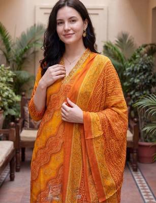 Women Ethnic Motifs Printed Regular Thread Work Kurta with Trousers & With Dupatta 4