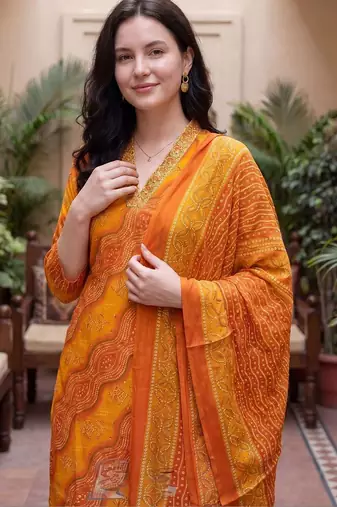 Women Ethnic Motifs Printed Regular Thread Work Kurta with Trousers & With Dupatta