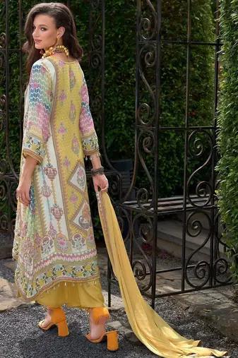 Women Ethnic Motifs Printed Regular Thread Work Liva Kurta with Trousers & With Dupatta