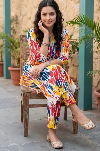 Women Printed Regular Pure Cotton Kurta with Trousers