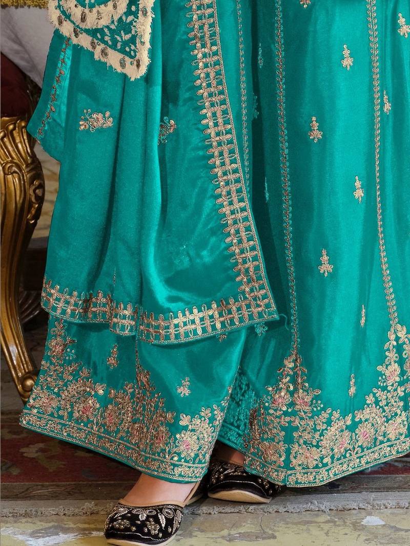 Women Ethnic Motifs Embroidered Regular Thread Work Kurta with Sharara & With Dupatta