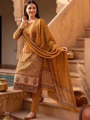 Women Ethnic Motifs Printed Regular Pure Cotton Kurta with Trousers & With Dupatta 1