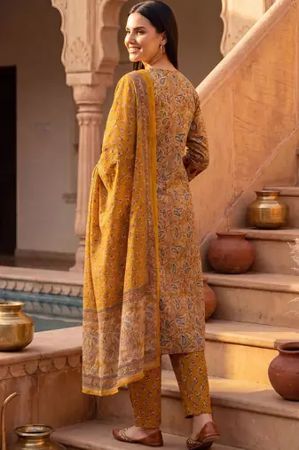 Women Ethnic Motifs Printed Regular Pure Cotton Kurta with Trousers & With Dupatta
