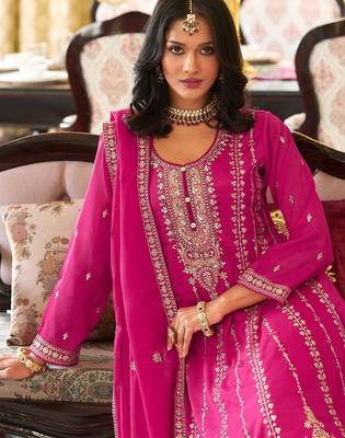 Women Floral Embroidered Kurta with Palazzo & Dupatta 1