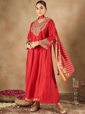 Women Ethnic Motifs Embroidered Empire Kurta with Trousers & Dupatta 6