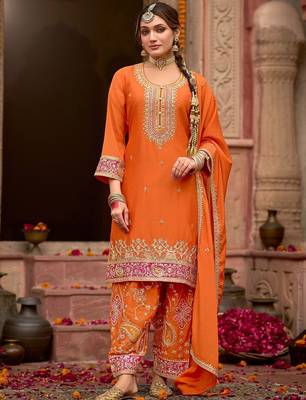 Floral Embroidered Sequinned Chinon Straight Kurta With Trousers & Dupatta 3