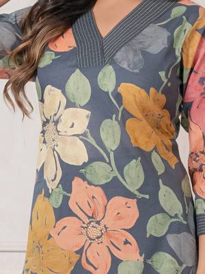 Women Floral Printed Regular Pure Cotton Kurta with Trouser 2