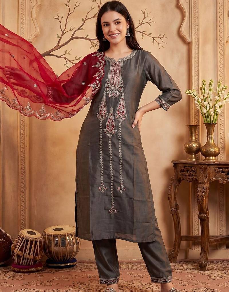 Women Ethnic Motifs Embroidered Regular Thread Work Kurta with Trousers & With Dupatta