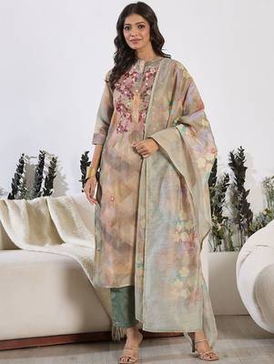Floral Printed Thread Work Chanderi Silk Kurta with Trouser & Dupatta 1