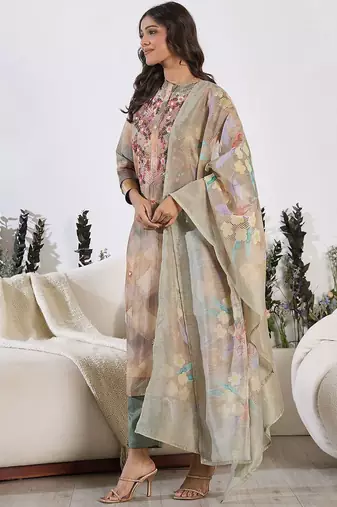 Floral Printed Thread Work Chanderi Silk Kurta with Trouser & Dupatta