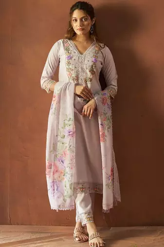 Floral Embroidered Thread Work V-Neck Straight Kurta With Trousers & Dupatta