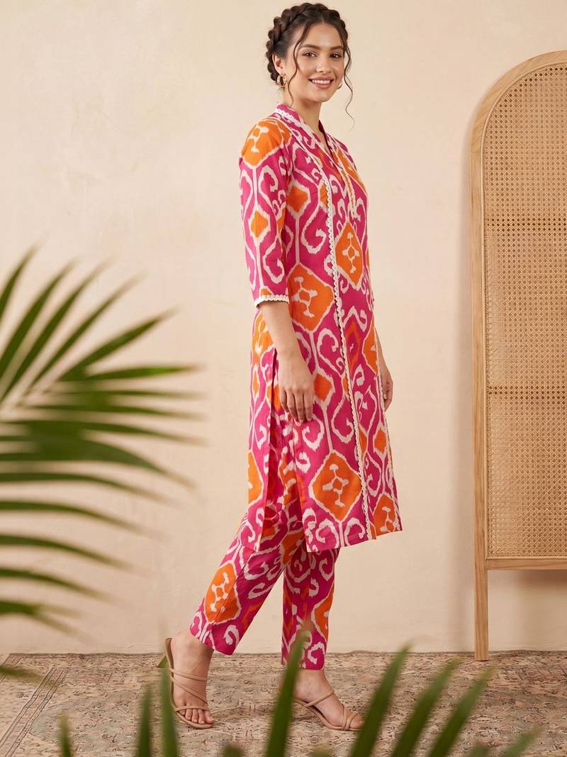 Women Printed Regular Pure Cotton Kurta with Trousers