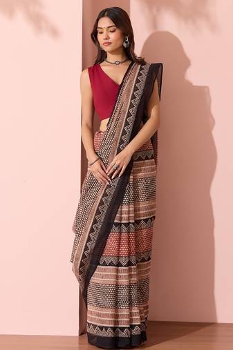 Printed floral ethnic motifs linen digital saree with blouse piece
