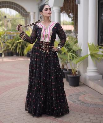 Black georgette readymade navratri anarkali suit with laheriya & kutchi patchework 3