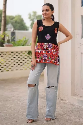 Black georgette readymade navratri top with kutchi gamthi work