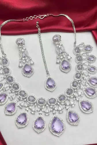 amethyst cubic zirconia bridal jewellery set: necklace, earrings, maang tika