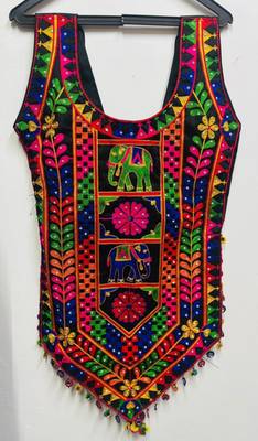 Black embroidered cotton u-neck blouse 2