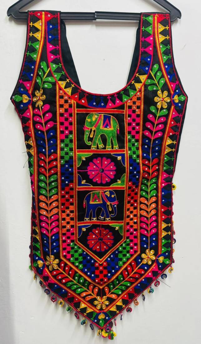 Black embroidered cotton u-neck blouse
