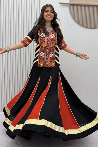 NAVRATRI  BLACK  COTTON FLARED LEHENGA WITH COTTON KEDIYA TOP
