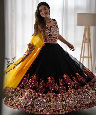 NAVRATRI  BLACK  FAUX GEORGETTE CHAIN STITCH MIRROR WORK LEHENGA CHOLI DUPATTA 1