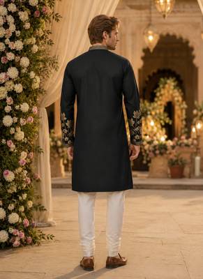 Black embroidered & sequence work silk blend straight kurta 2