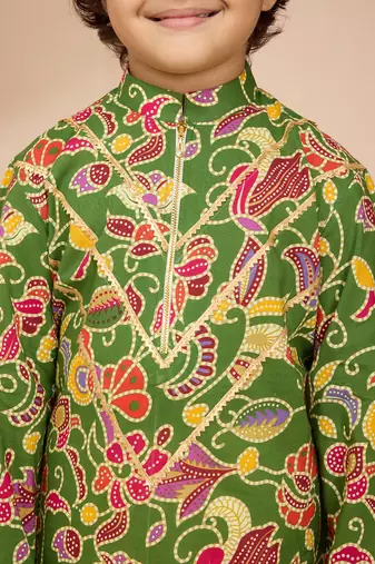 Cotton muslin printed kurta set with pyjamas for boys | green | navratri