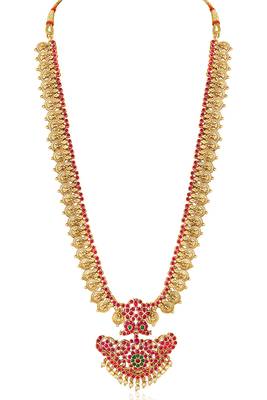 Gold plated faux kundan & beads studded bridal necklace earrings & maangtikka jewellery set 5