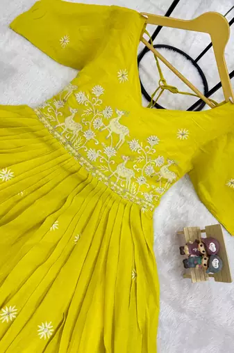 Yellow Color Embroidery Work And Back Side Dori Pattern Mul Cotton Gown Set