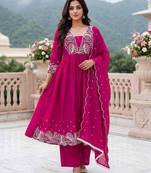 Women's pink silk blend embroidered kurta set with dupatta and pant